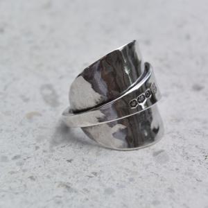 JODIE McKENZIE STUDIO Silver Hammered Spoon Ring 