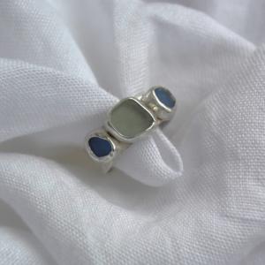 JODIE McKENZIE STUDIO 3 Post sea glass chunky ring 